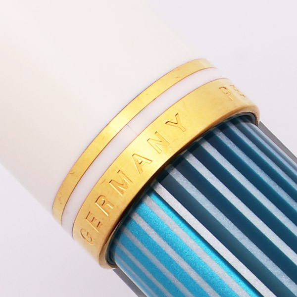 Pelikan M600 Souveran Fountain Pen - 2018 LE Turquoise-White